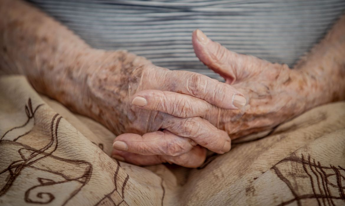 Censo diz que Amazonas tem 731 pessoas com 100 anos de idade