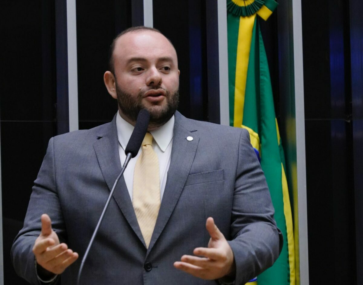 BR-319: fala de Marina na CPI das ongs é criticada por Fausto Jr.