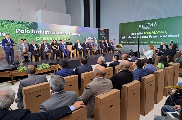 ZFM festeja vitória na reforma tributária na estreia da FesPIM