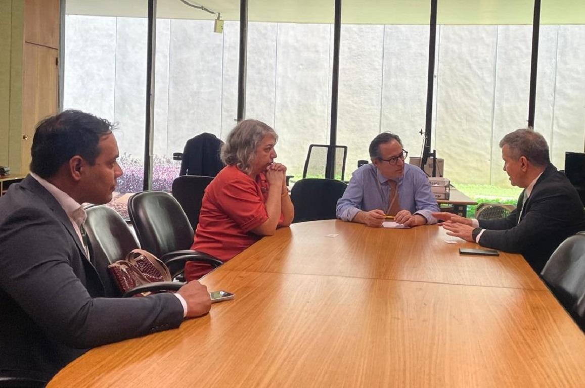 Suframa sai do Itamaraty otimista com exportações da ZFM