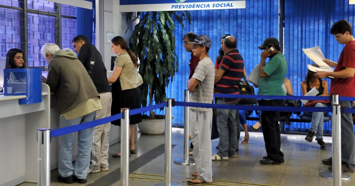 Precatórios: Lula deposita R$ 90 bilhões para pagamentos