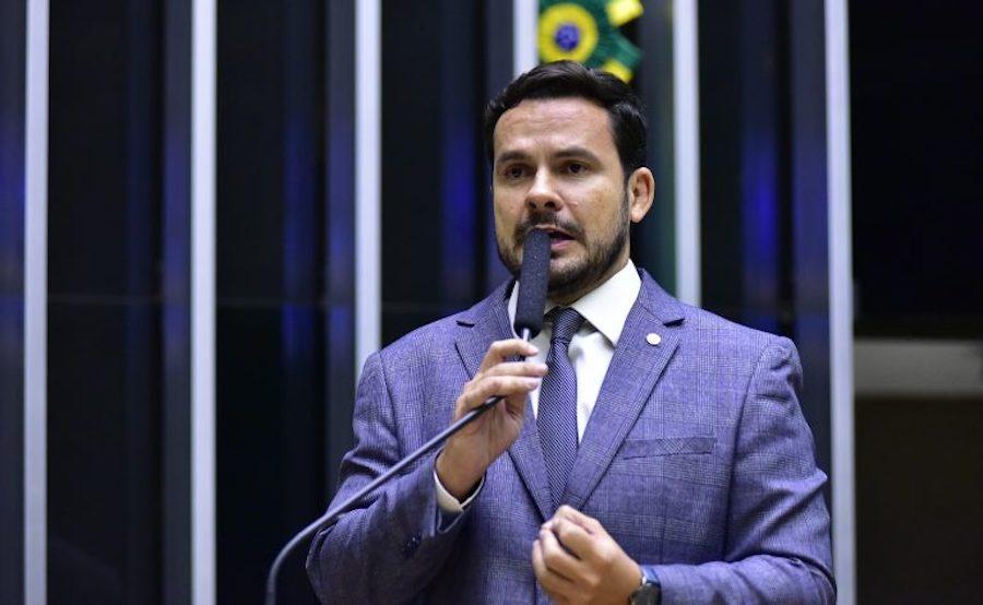 Câmara aprova PL que destava licenças para obras na BR-319