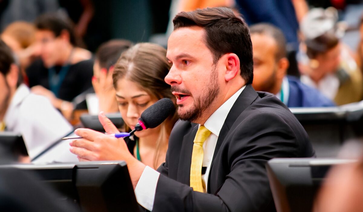 Alberto Neto quer desoneração da folha de pagamento até 2027
