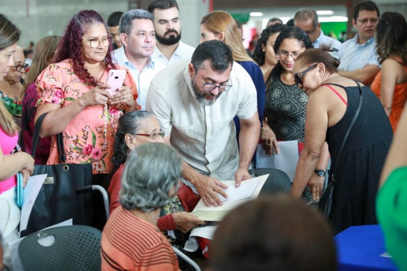 Wilson Lima entrega 1,6 mil títulos definitivos somente em 2023