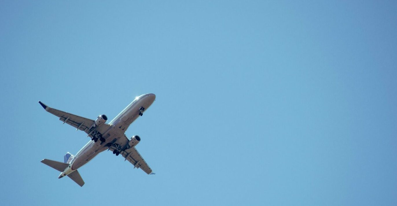 Governo propõe estratégia inovadora para desenvolver aviação regional através da prorrogação de concessões dos maiores aeroportos.
