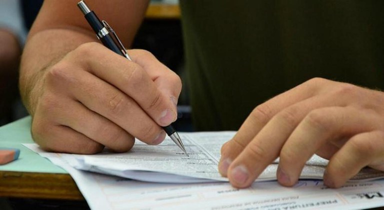Carnaval se foi, hora de buscar uma das 63,6 mil vagas dos concursos