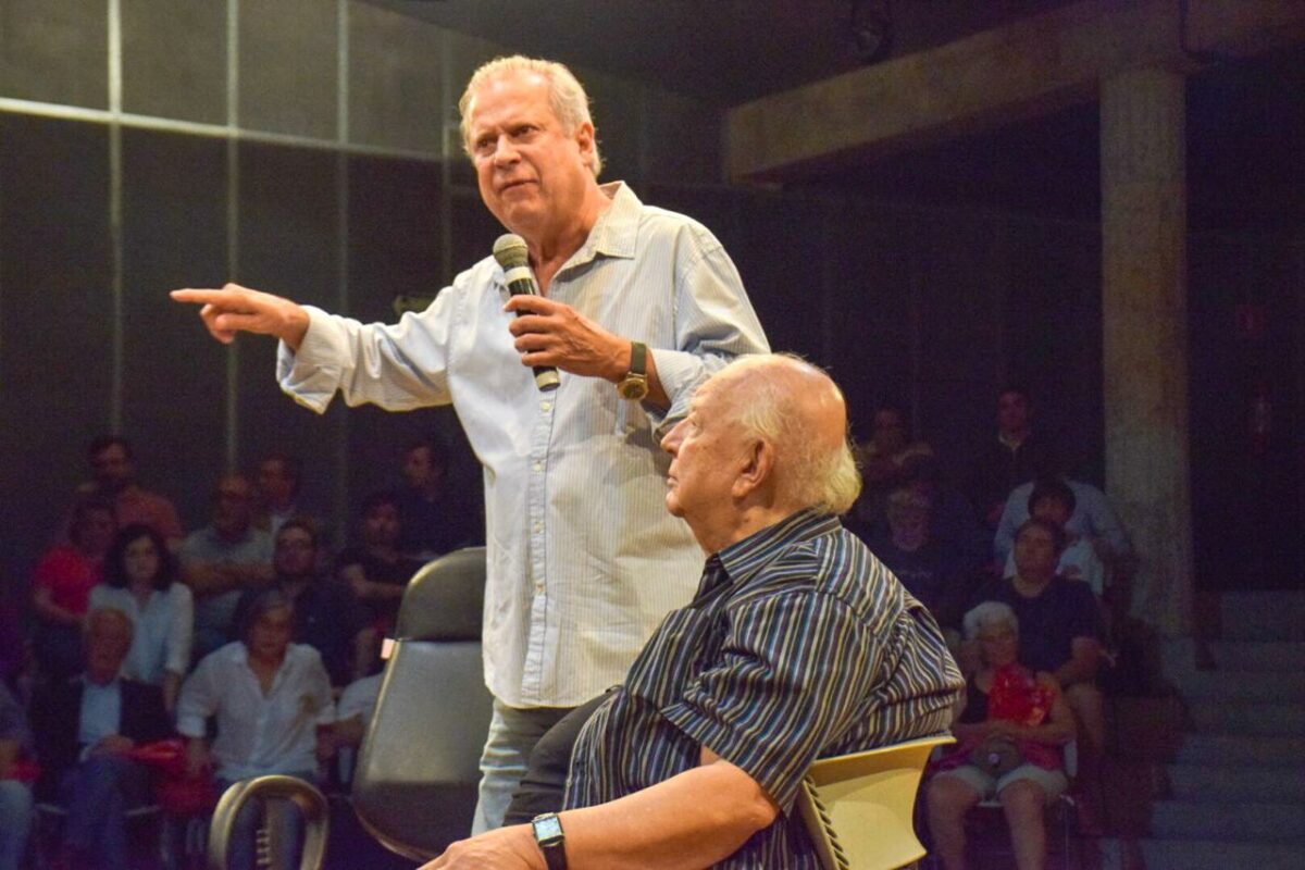 Direita está ganhando enquanto Gleisi joga contra, crítica José Dirceu