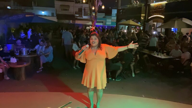 Márcia Siqueira apresenta a segunda edição do seu ‘sambinha’