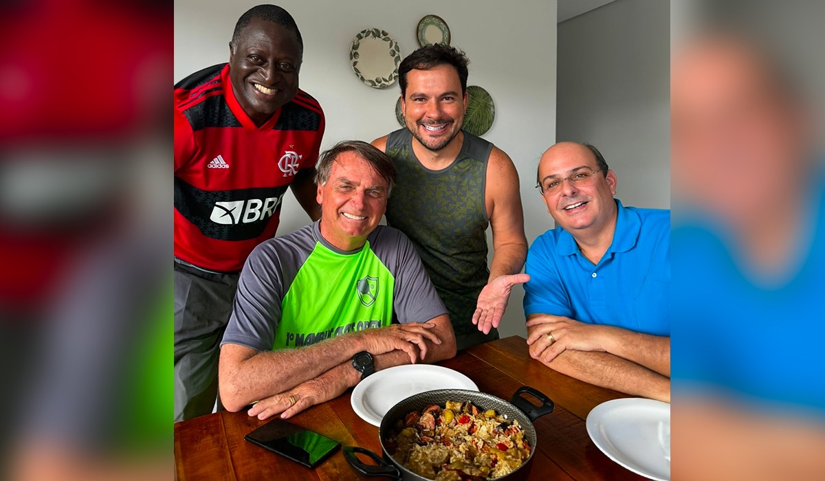 Alberto Neto passa fim de semana em Angra, com Bolsonaro