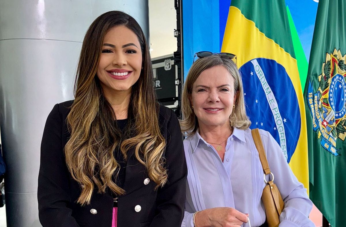 Brena Dianná e Gleisi Hoffmann