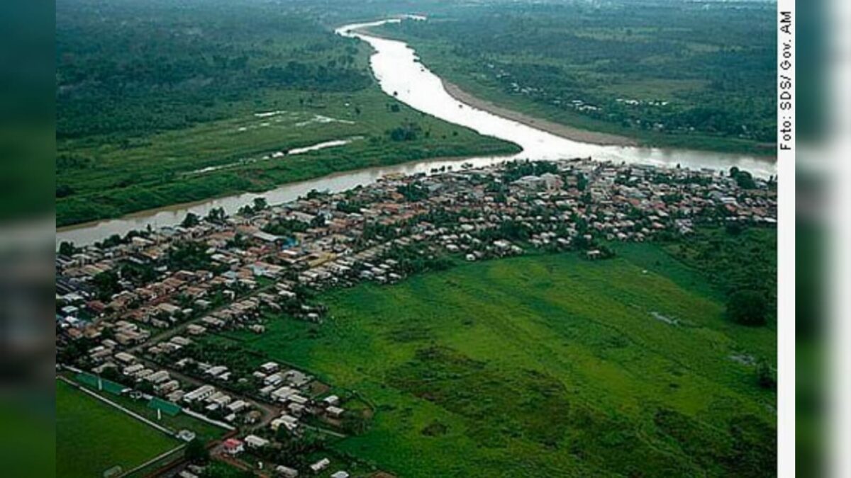 Município do AM pode ser inundado pela cheia no Acre