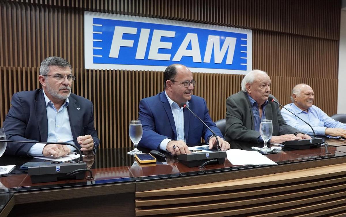 Reunião rio Madeira na Fieam