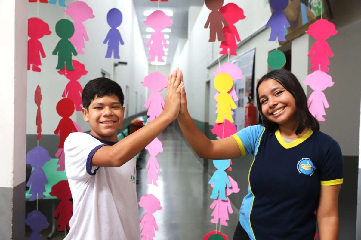 A escola do Amazonas que há mais de 40 anos atua com surdos