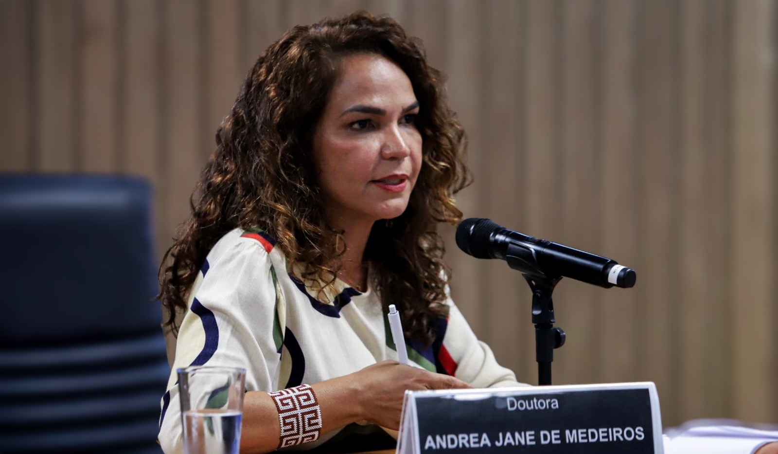 Andrea Jane Medeiros