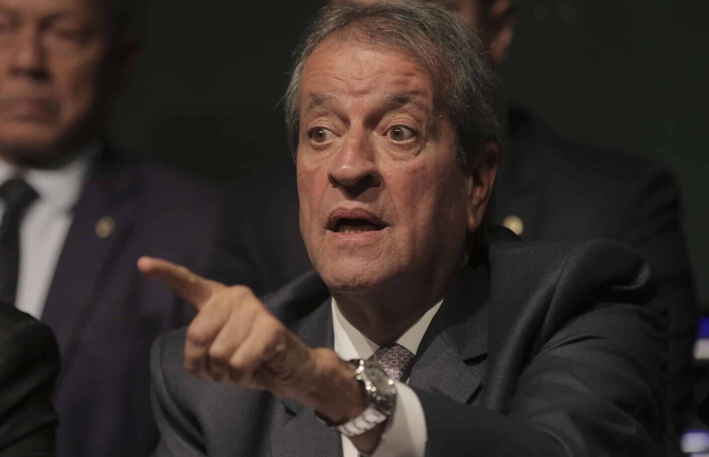 De olho nas sucessões de Lira e Pacheco, PL quer mais poder