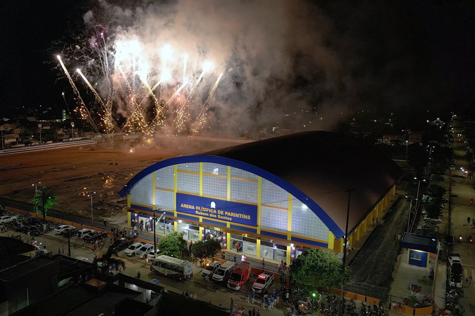 Parintins também tem Liga Mundial de Vôlei. Pavulagem ia deixar passar!