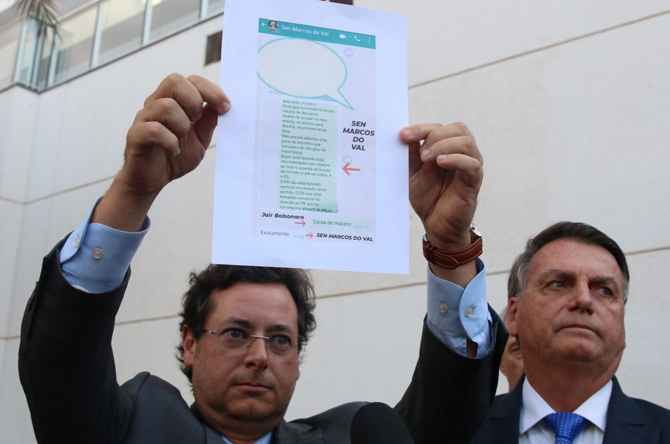 Venda de joias: primeiro indiciamento de Bolsonaro sai até final de junho