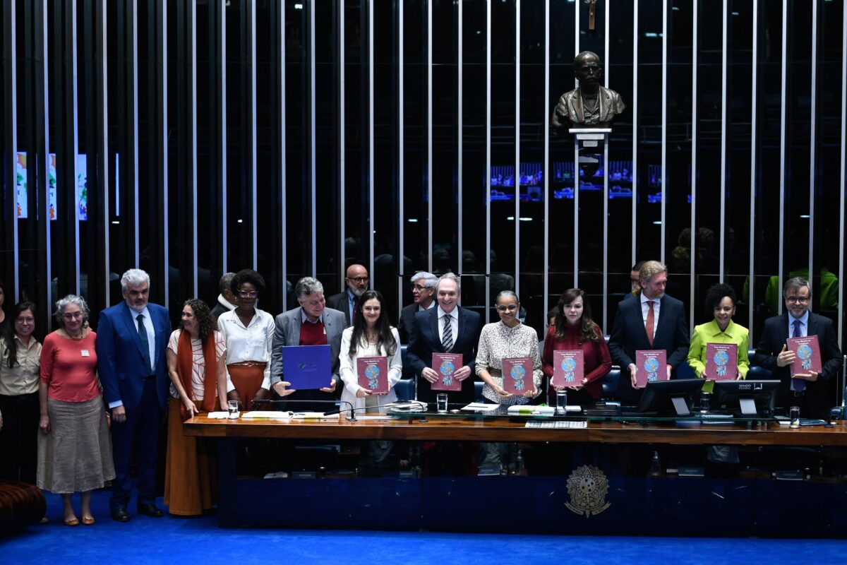 TCE-AM: Júlio Pinheiro participa de sessão especial no Senado