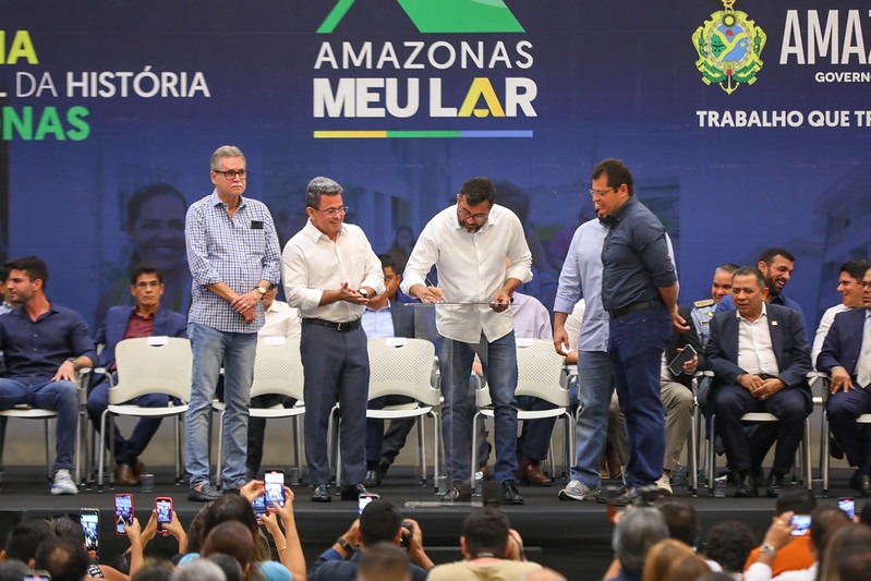 Governador anuncia convocação dos primeiros 500 pré-cadastrados no Amazonas meu Lar