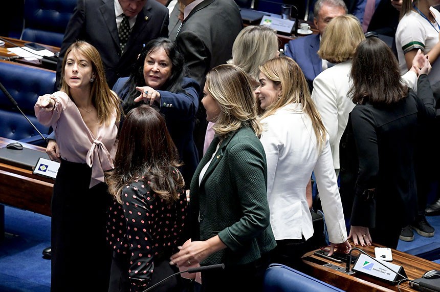 Novo Código Eleitoral reserva 20% das vagas para mulheres
