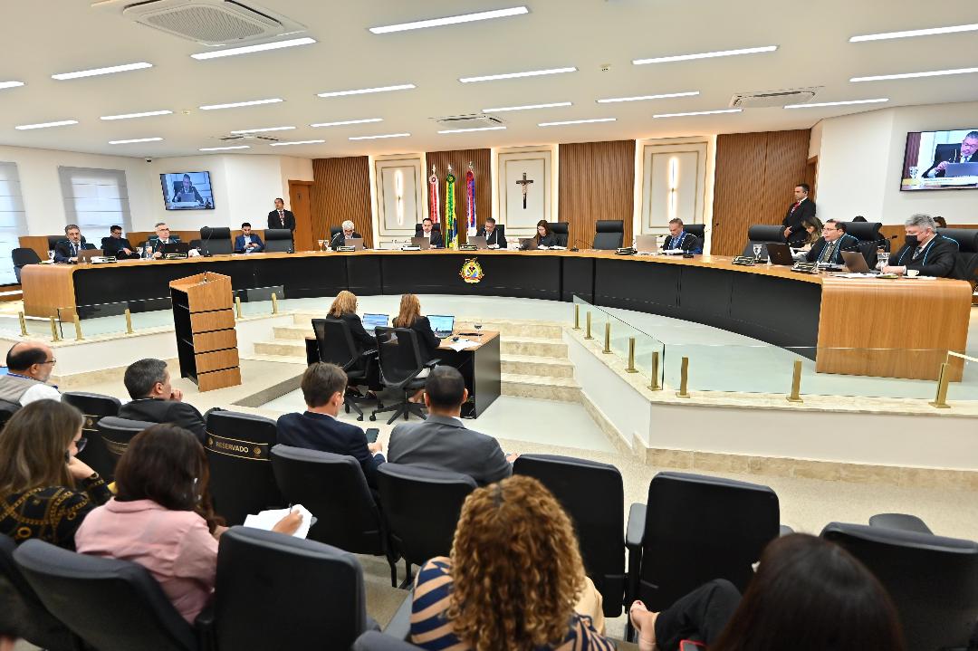 Nova Olinda: prefeito dá três cargos a servidor e é punido pelo TCE-AM