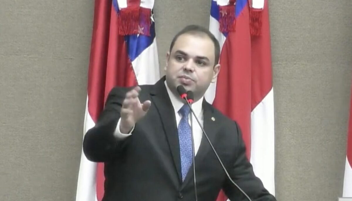 'Velha política e 'Parintinsgate me derrubaram em Manaus', diz Cidade