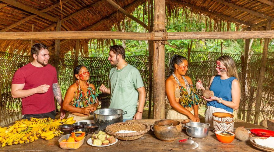 Embratur tem estratégia para atrair mais turistas estrangeiros ao Amazonas