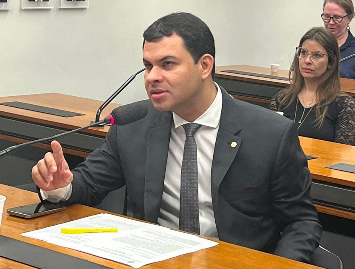 Vianna quer emendas parlamentares para programas esportivos