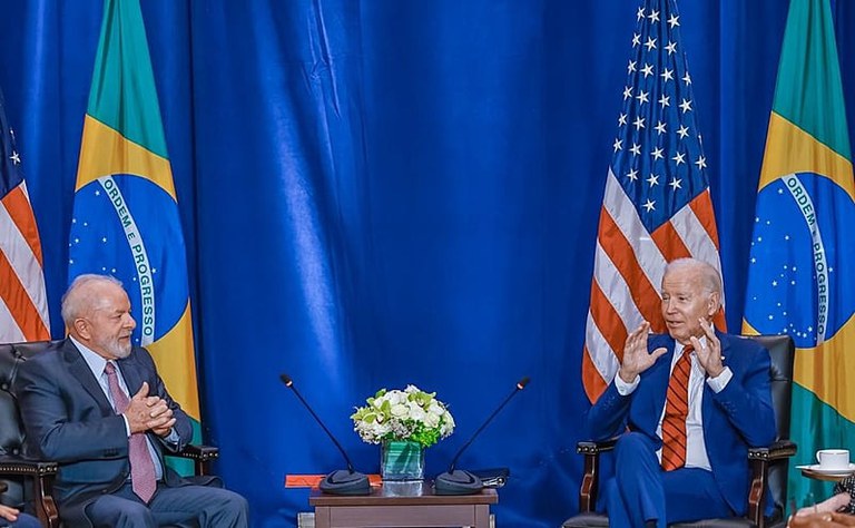 Destino de Biden seria Belém, mas Manaus venceu escolha