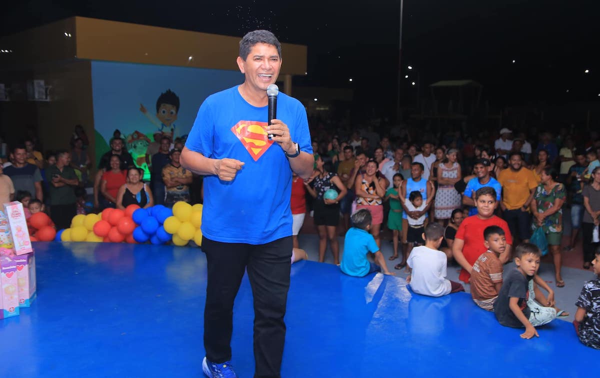 ALE-AM concede Medalha Ruy Araújo a Bi Garcia
