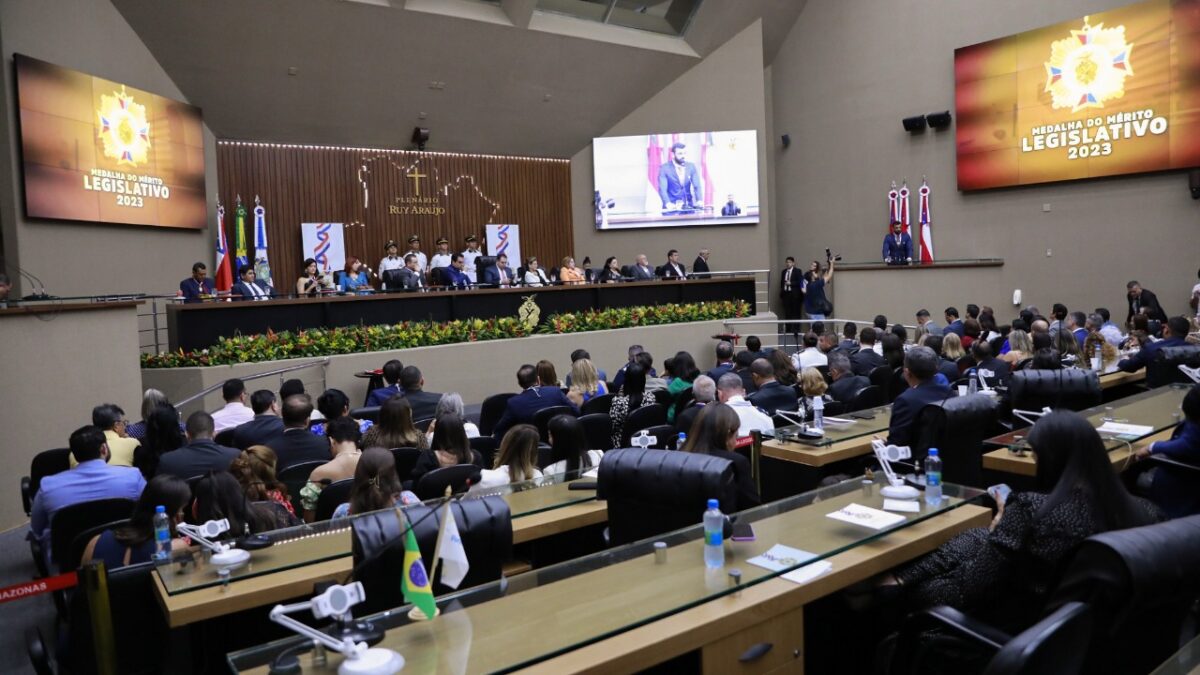 Cidade divulga agraciados com honraria da ALE-AM no dia 12