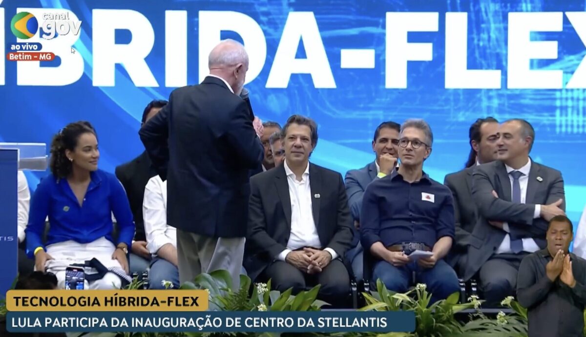 Lula e Zema trocam indiretas no mesmo palanque