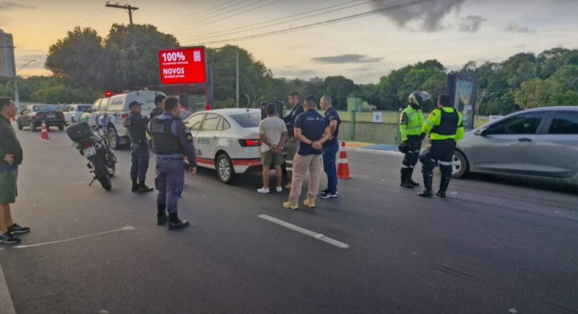 Veículo atropela corredores de rua em Manaus e deixa dois em estado grave