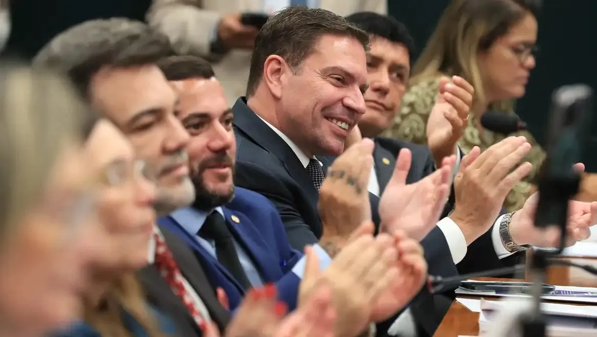 Câmara faz ação ao STF para defender decisão que favorece Ramagem