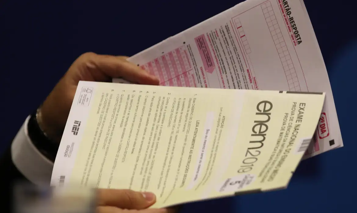 MEC define datas de inscrição e provas do Enem 2025