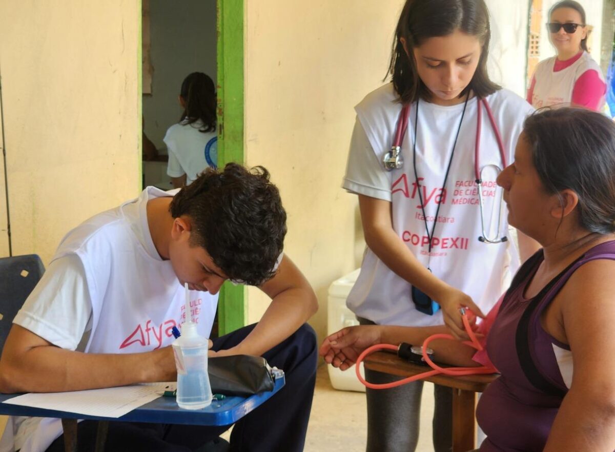 Interior do Amazonas não tem nem 'meio' médico para mil habitantes