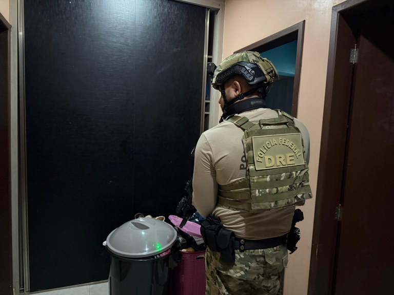 PF desarticula organização criminosa de tráfico de drogas e lavagem de dinheiro