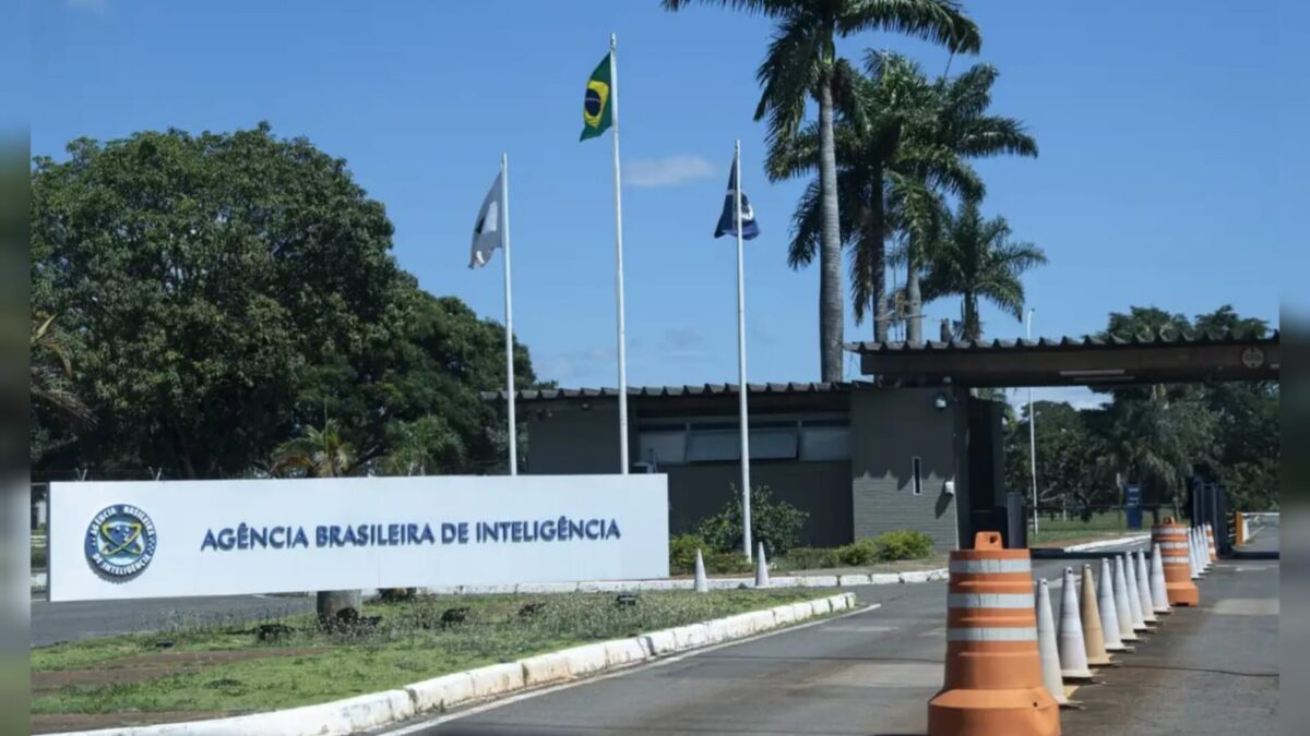 Abin paralela: espionagem leva Bolsonaro e filho e Ramagem a novo processo
