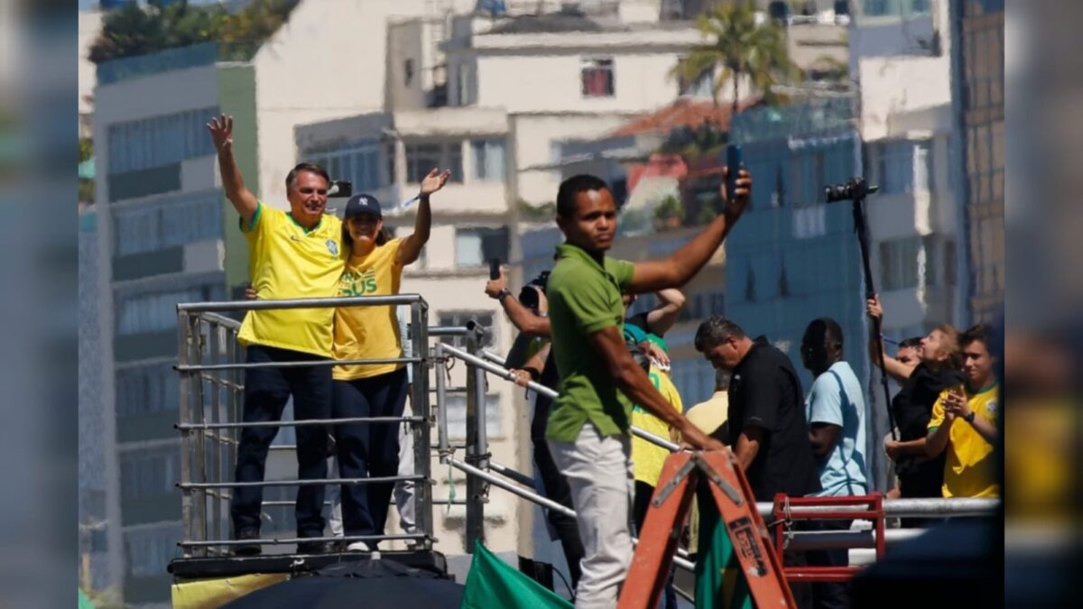 Bolsonaro volta à avenida Paulista em ato neste domingo