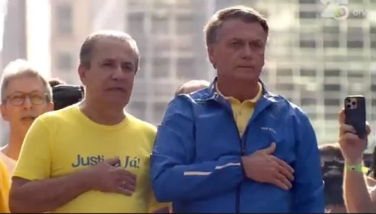 Bolsonaro tenta sobreviver sentindo a sombra do patíbulo próxima