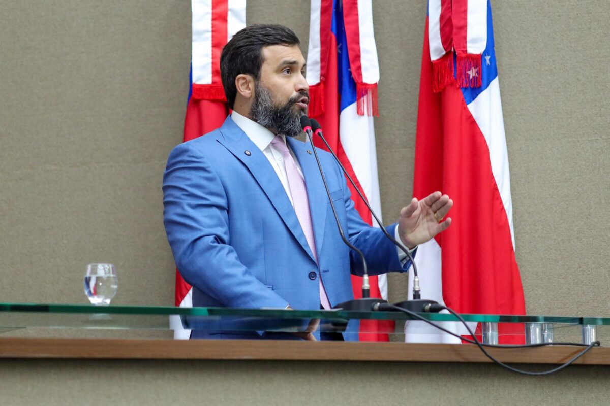 Deputado apresenta projetos em defesa da Zona Franca de Manaus