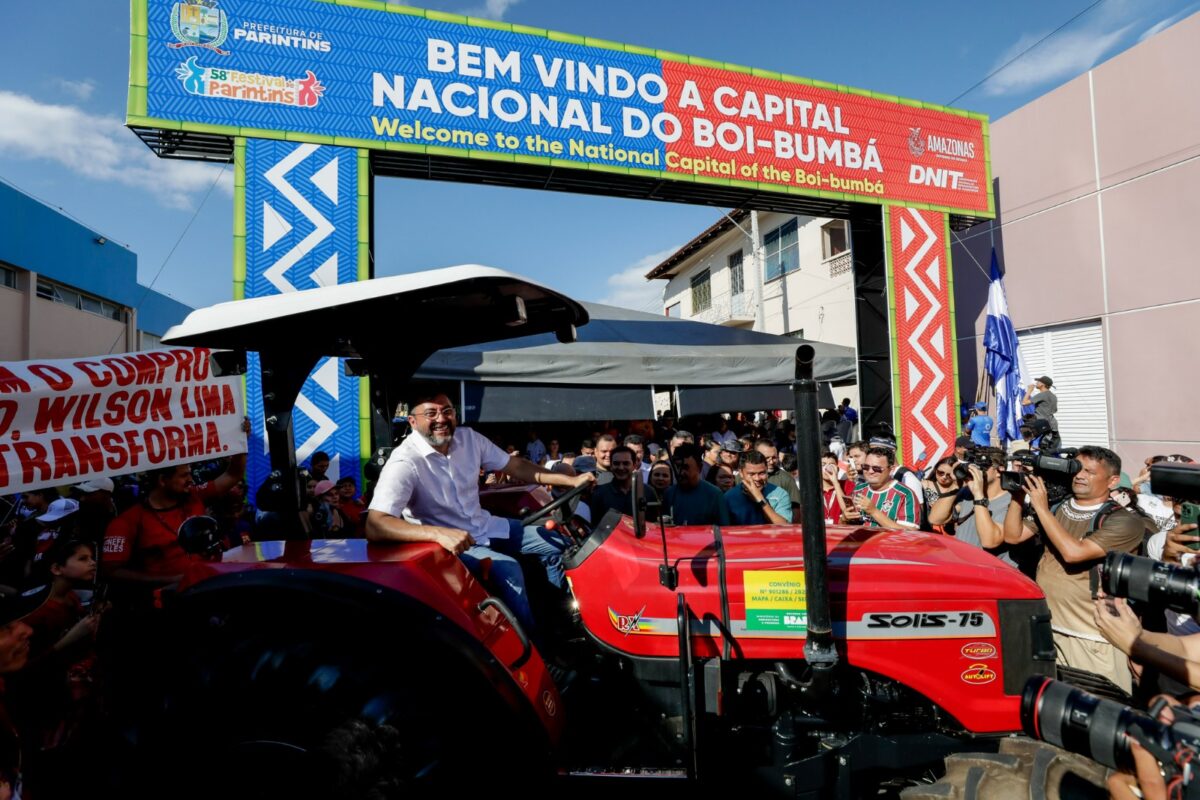 Governo investe e projeta Parintins para além do festival de Caprichoso e Garantido