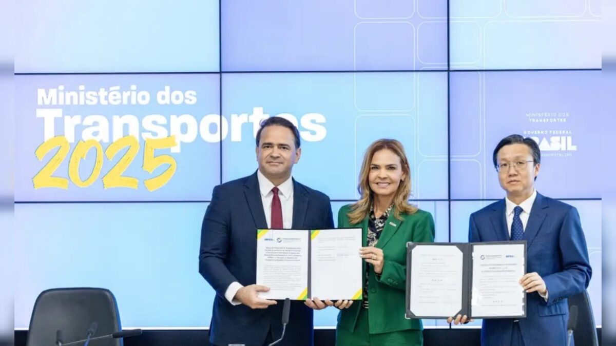 Porto de Chankay: assinado acordo para ferrovia do Pacífico ao Atlántico