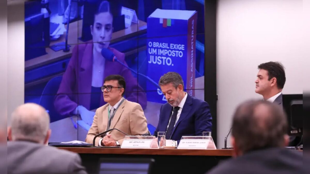 IR: projeto aprovado para autorizado até R$ 5 mil e desconto a 7,5 mil