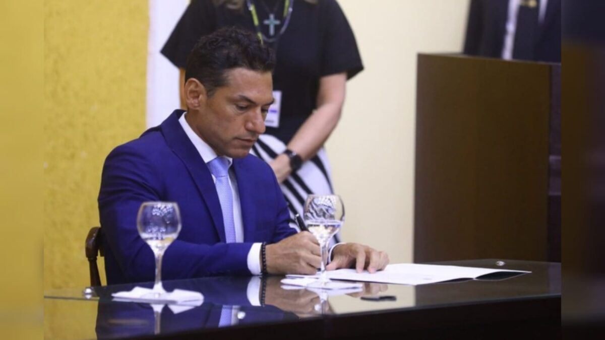Presença amazonense na prisão da bolsonarista fujona em Roma