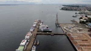 Em Manaus, rio Negro passa 29 m, mas não deve bater recorde de 30