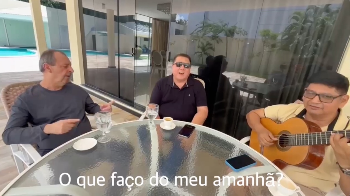 Omar Aziz David Assayag Neil Arsmstrong