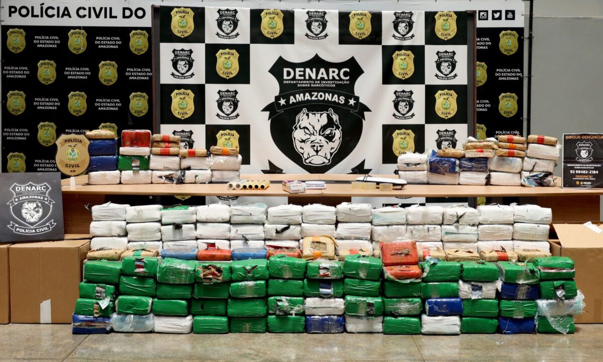 PC-AM apreende cerca de 300 quilos de skunk antes de chegar à Europa