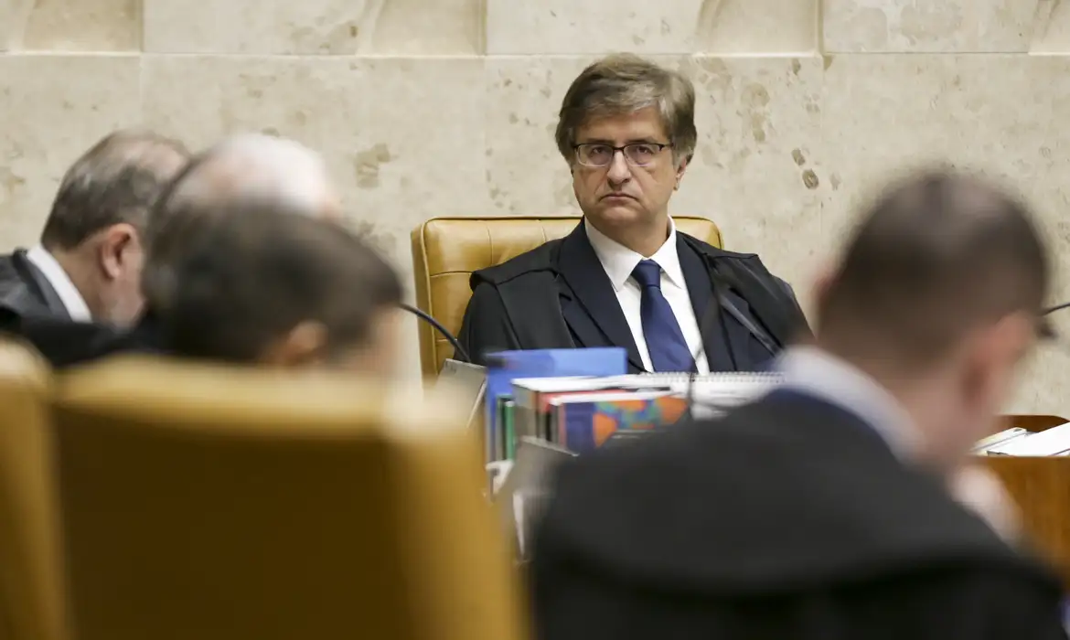 PGR é contra polícia dentro da casa de Bolsonaro em prisão domiciliar
