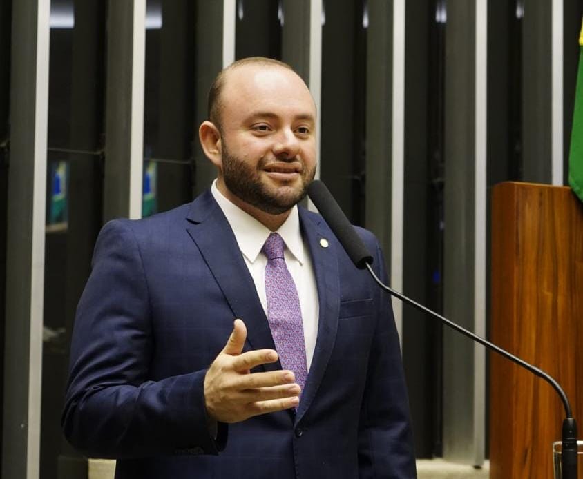 Fausto Júnior articula projeto de acesso à mamografia aos 40 anos